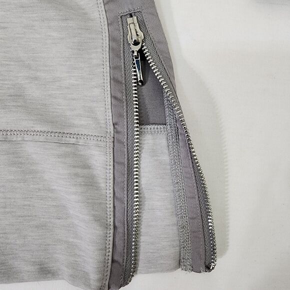 White House Black Market Women Top Medium Petite Light Gray Funnel Neck Side Zip - Picture 8 of 11